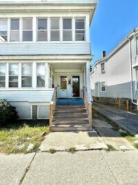 Building Photo - 30 Manitou Ave
