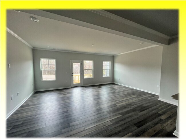 Building Photo - 753 Gimari Dr