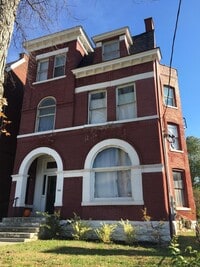 Building Photo - 1131