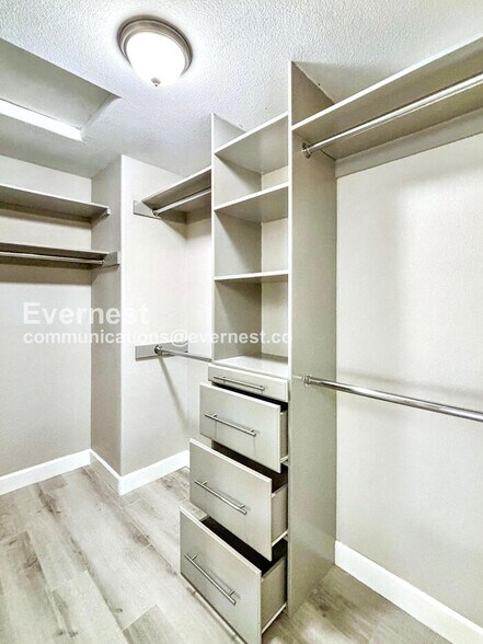 Building Photo - 25236 Via Catalina
