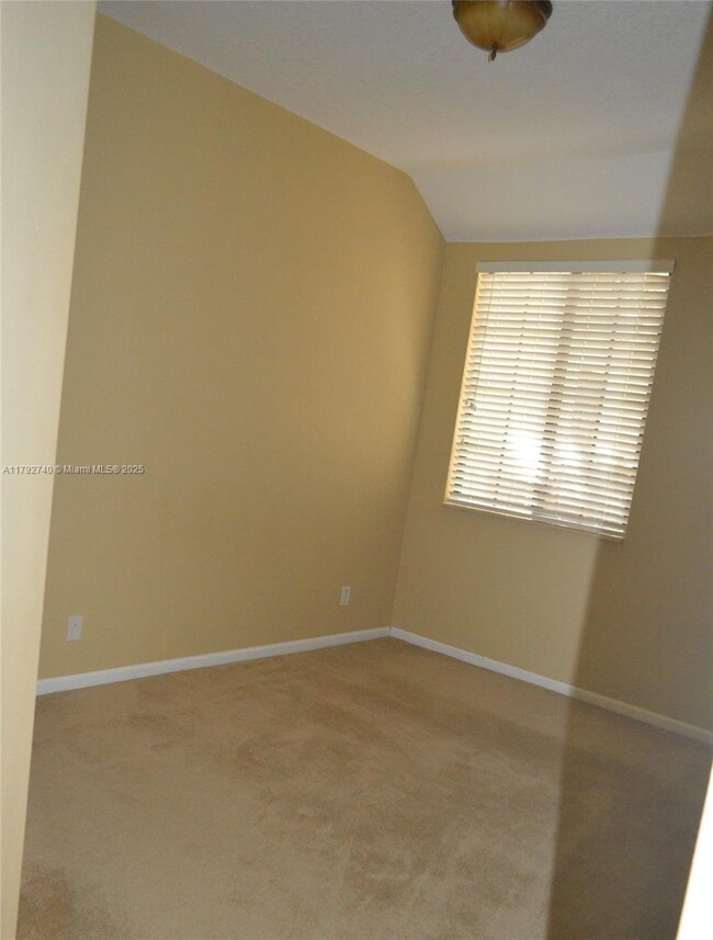 Building Photo - 2812 Center Ct Dr