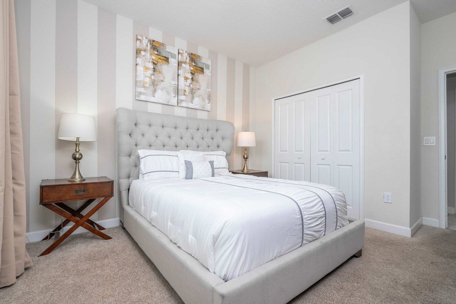 Building Photo - 4827 Kings Castle Cir
