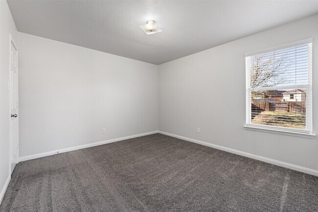 Building Photo - 188 Dodge City Trail