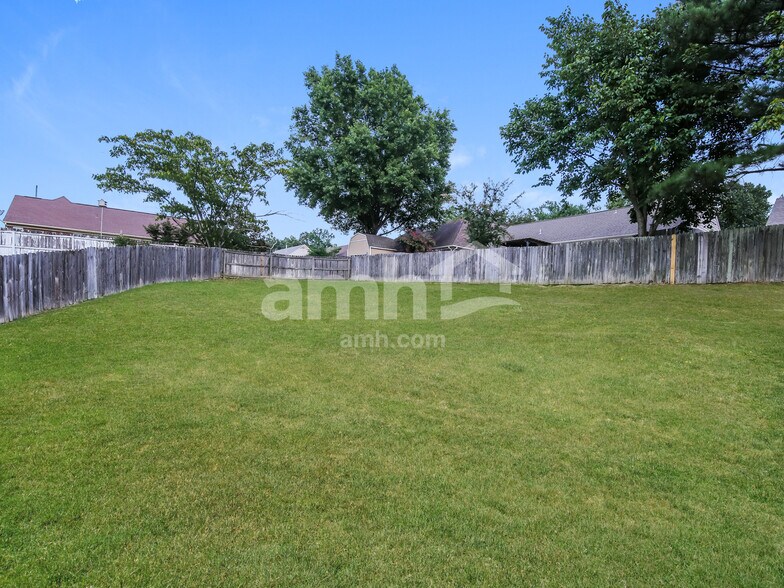 Building Photo - 660 Timber Creek S