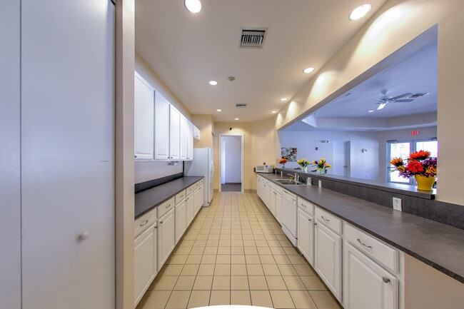 Building Photo - 1829 Sandhill Crane Dr
