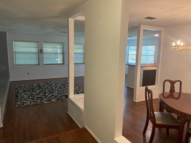 Building Photo - 10126 Grassy Cove Dr