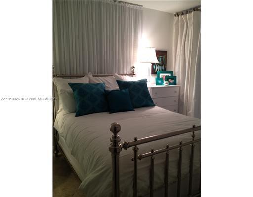 Building Photo - 5970 Indian Creek Dr