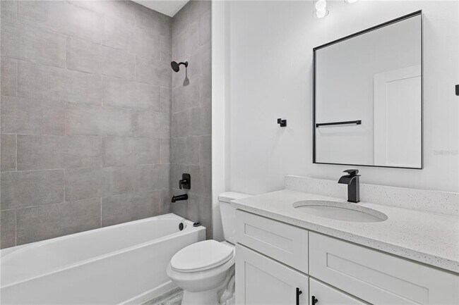 Building Photo - 3041 SW 168th Loop
