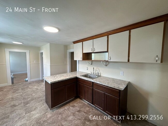 Building Photo - Charming 2 Bedroom, 2 Bathroom Apartment i...