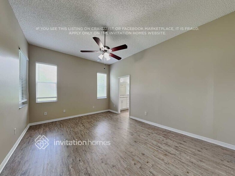 Building Photo - 1149 Cherry Valley Way