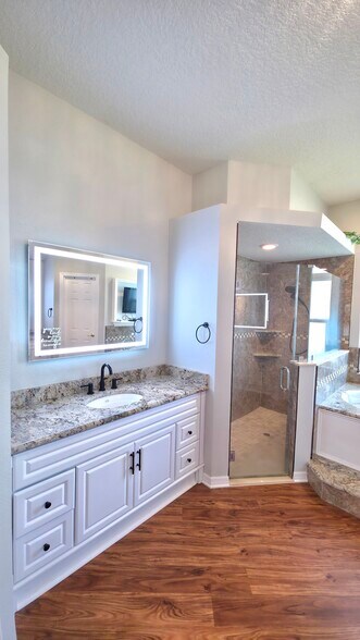 Building Photo - 1801 Forest Preserve Blvd