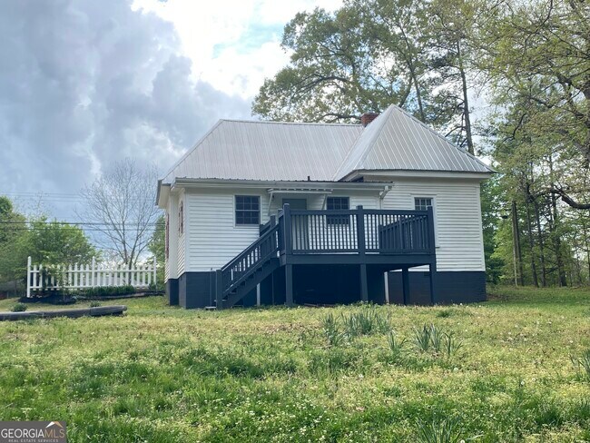 Building Photo - 164 Glenn Carrie Rd