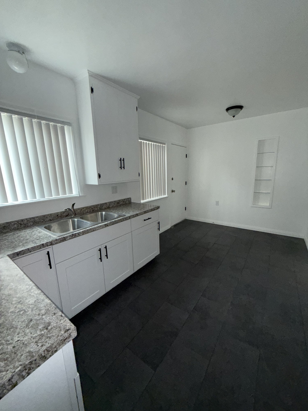 Building Photo - 6312 Overhill Dr