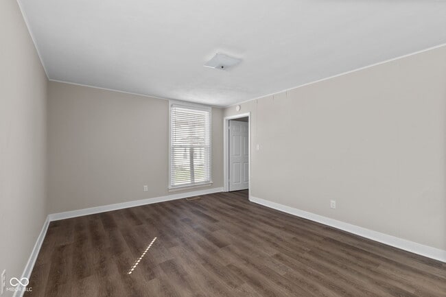 Building Photo - 195 W Marion St