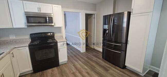 Building Photo - 901-903 Dequincey