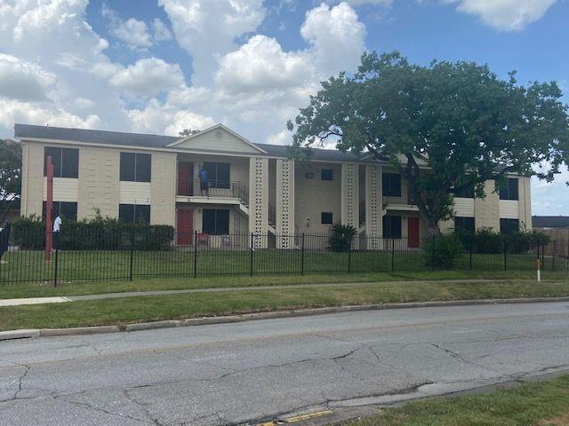 Building Photo - 3635 N MacGregor Way