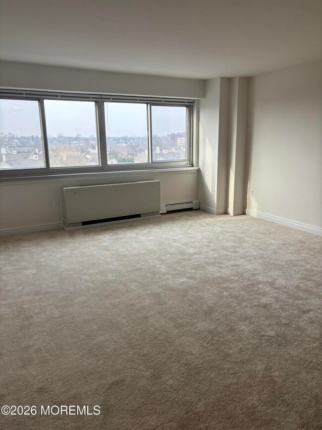 Building Photo - 385 Ocean Blvd