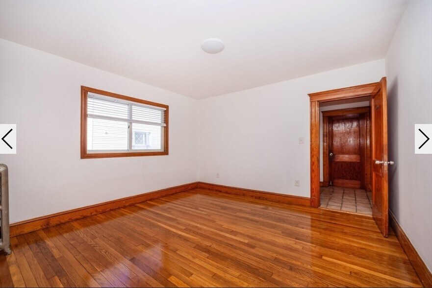 Building Photo - 17 Puritan Rd