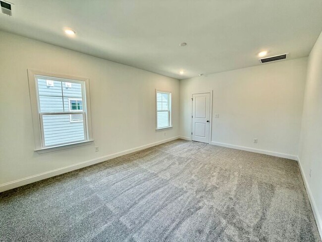 Building Photo - 1342 Hazelnut Ridge Ln