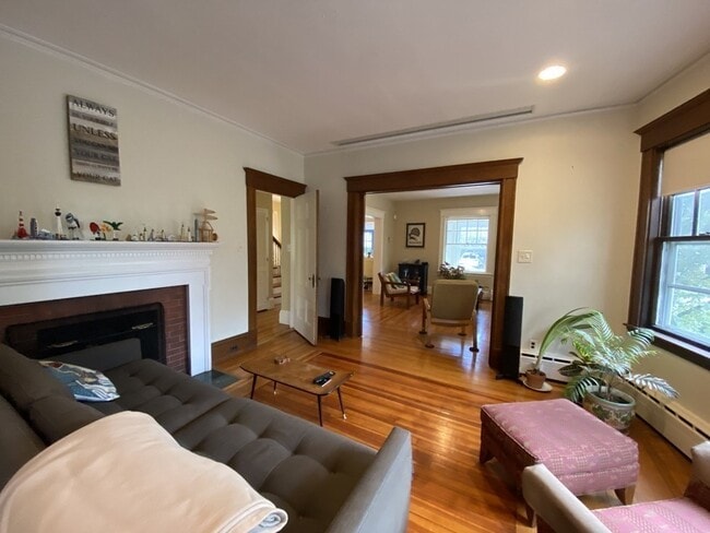 Building Photo - 153 Upland Rd