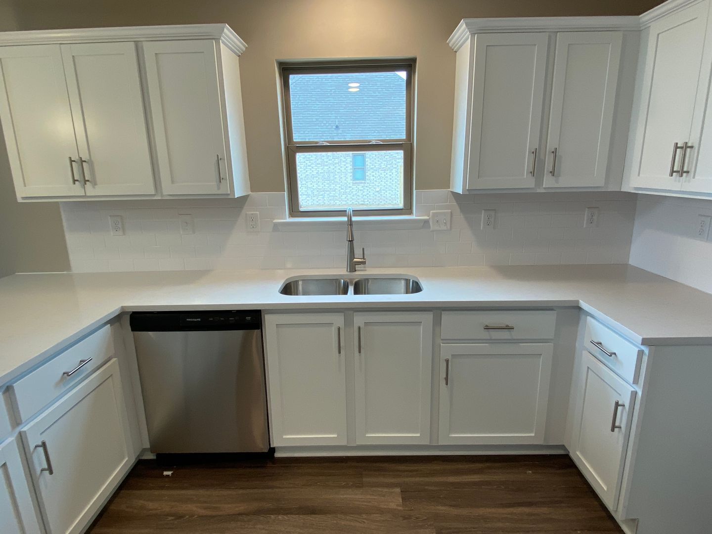 Building Photo - A NEW HOME MADE FOR YOU!