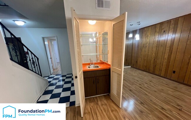 Building Photo - 3661 Haughton Ln