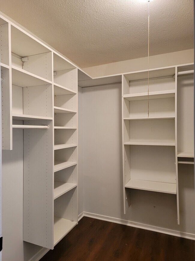 Master Walk-in Closet - 6578 Poplar Woods Cir S