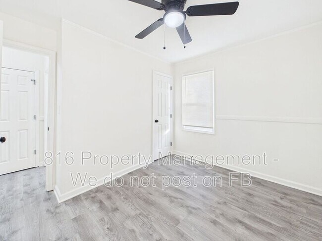 Building Photo - 7907 E 51st St