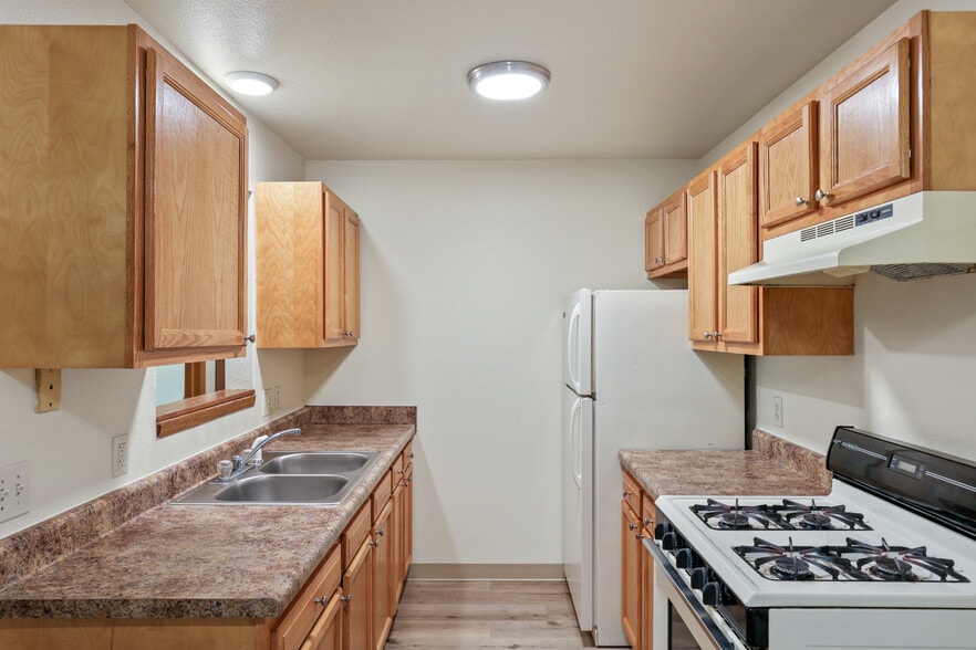 Building Photo - Parkview Apartments