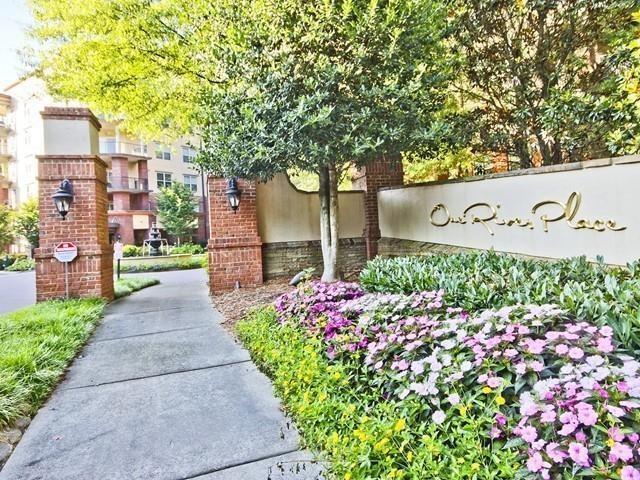 Building Photo - 200 River Vista Drive