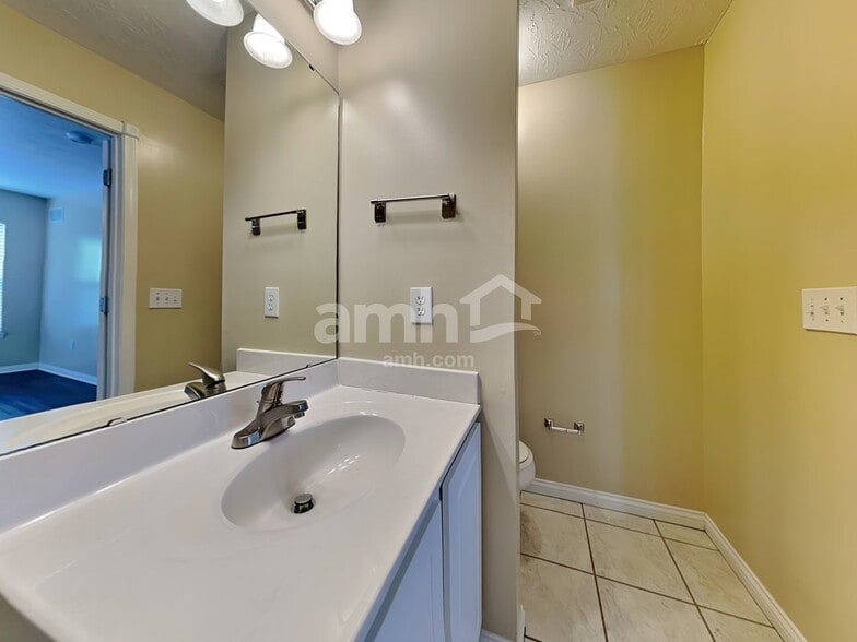 Building Photo - 6804 Trevino Way