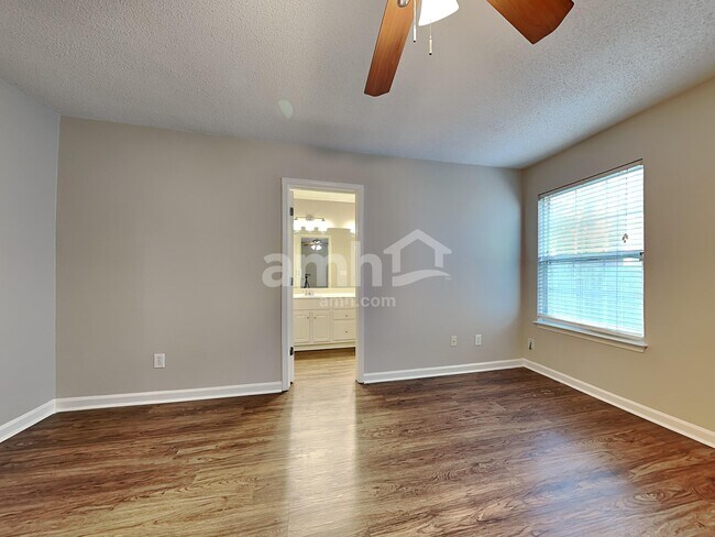 Building Photo - 6902 Brachnell View Dr