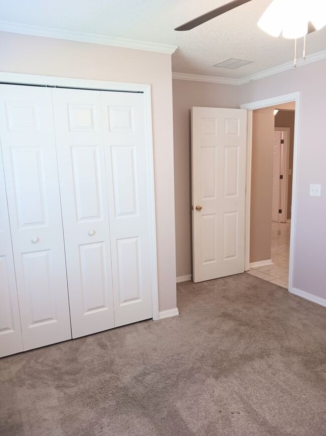 Building Photo - Home For Rent