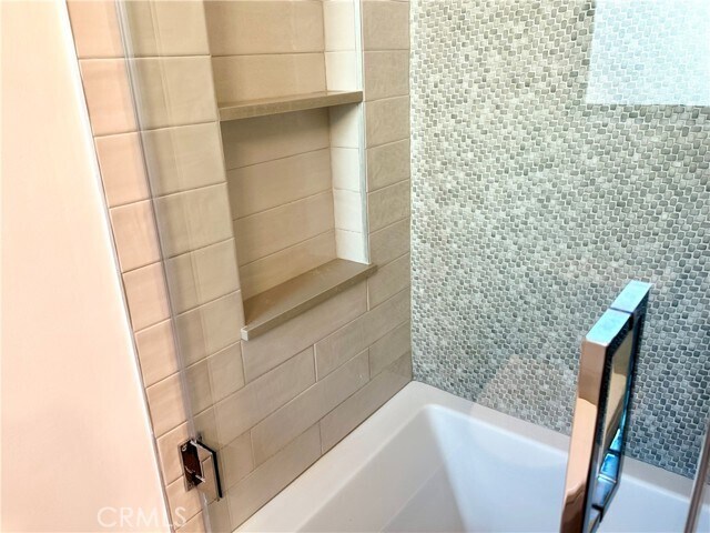 Building Photo - 301 Ashland Ave