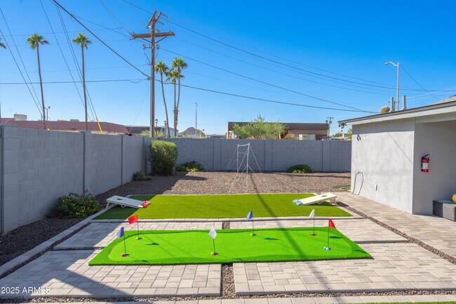 Building Photo - 7405 E Almeria Rd