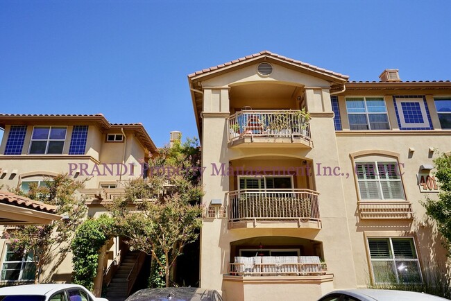 Primary Photo - Top Floor Condo with Private Washer/Dryer ...