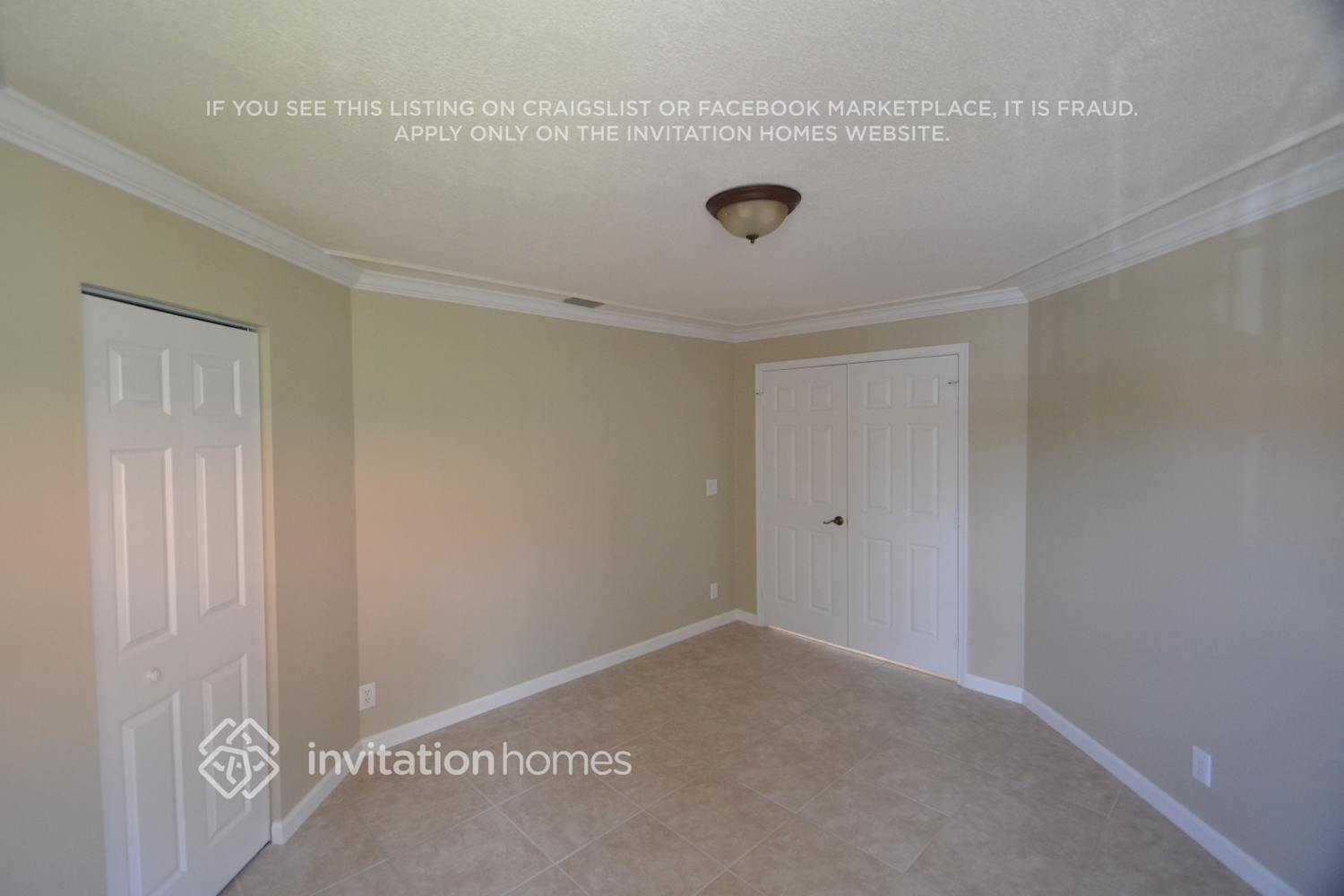 Building Photo - 2528 La Cristal Cir