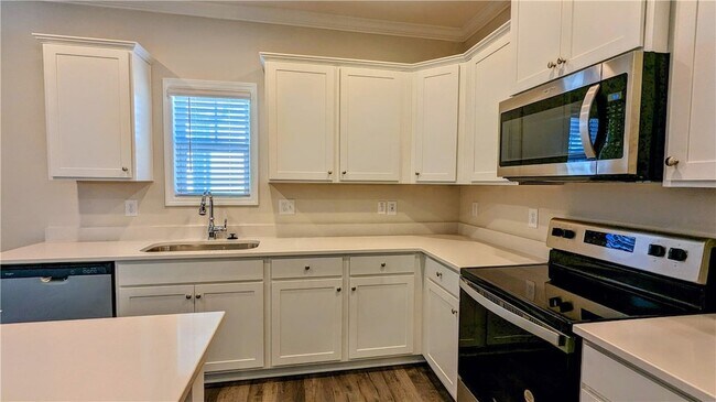 Building Photo - 405 Sonoma Ct