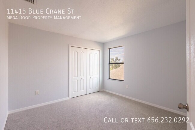 Building Photo - 11415 Blue Crane St