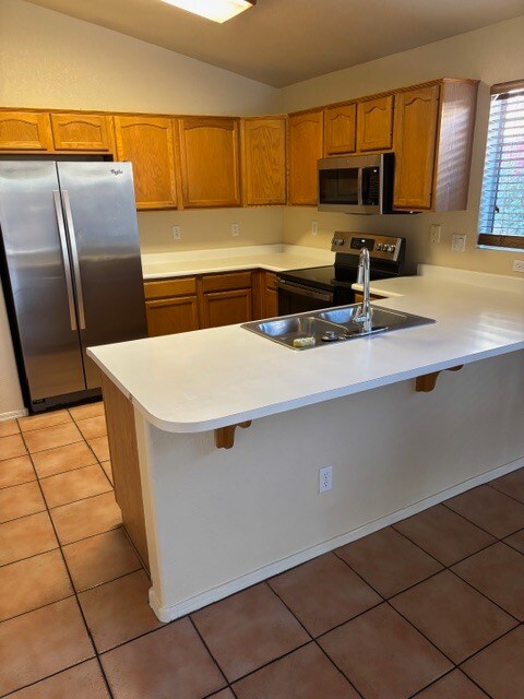 Building Photo - 143 W Smoke Tree Rd