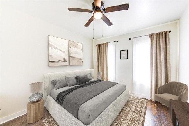 Building Photo - 1010 Long St