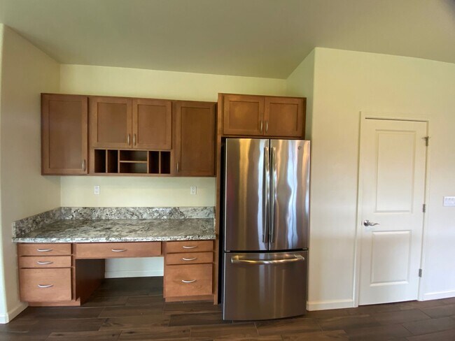 Building Photo - Elegant 3-Bedroom Home at Makai Vista Gated Community – Waikoloa