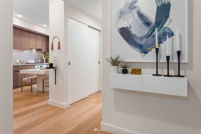 Building Photo - 1Bd/1Ba Seattle Condo
