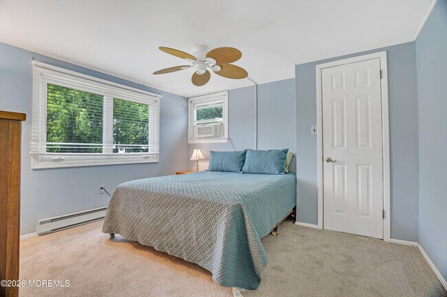 Building Photo - 1209 16th Ave