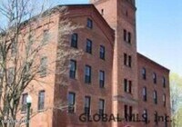 Building Photo - 387 3rd Ave