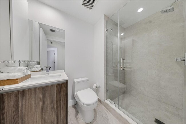 Building Photo - 488 NE 18th St