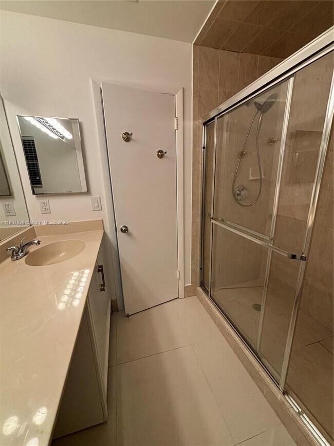 Building Photo - 2661 Huron Way