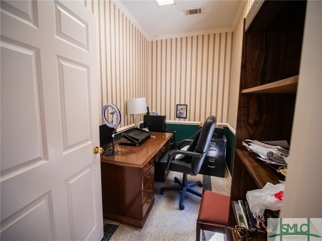 Building Photo - 7373 Hodgson Memorial Dr