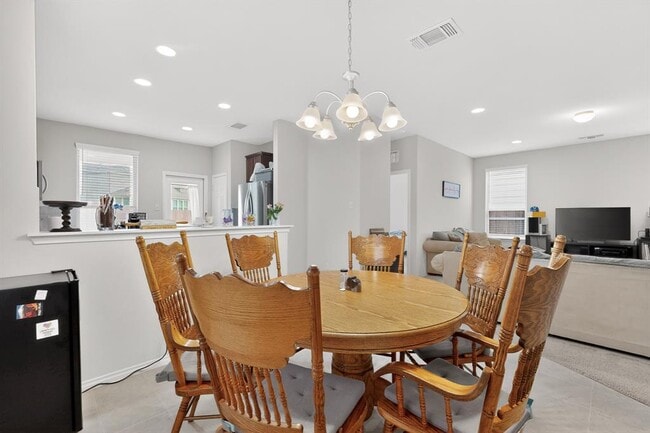 Building Photo - 262 Zuma Dr