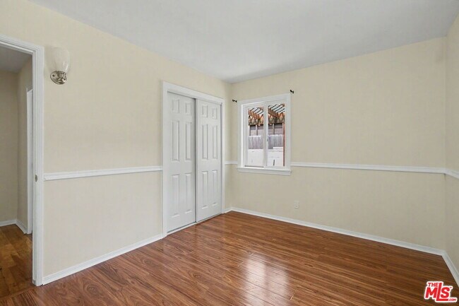 Building Photo - 3542 Greenwood Ave